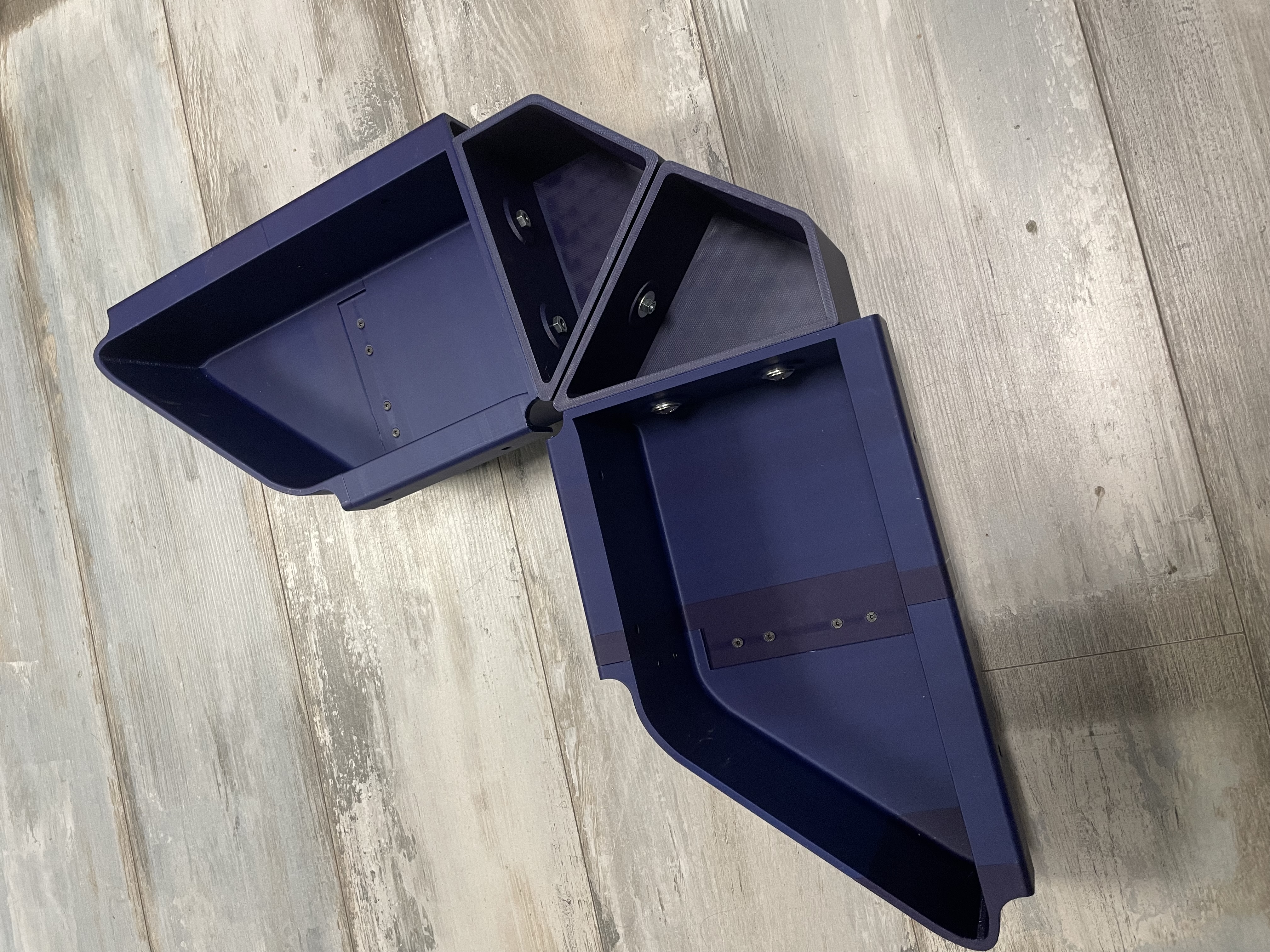 Bacs amovibles de rangement pour echelle
